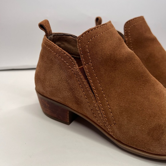 GUC Diba Layla Suede Booties - Picture 12 of 12